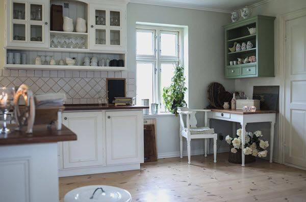 Sử dụng bếp từ làm không gian bếp đẹp hơn